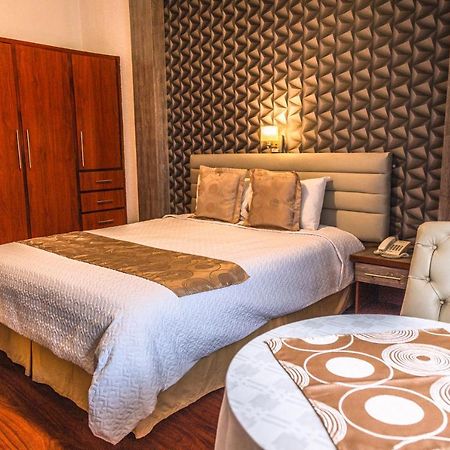 Hotel Chimborazo Internacional Riobamba Exteriör bild