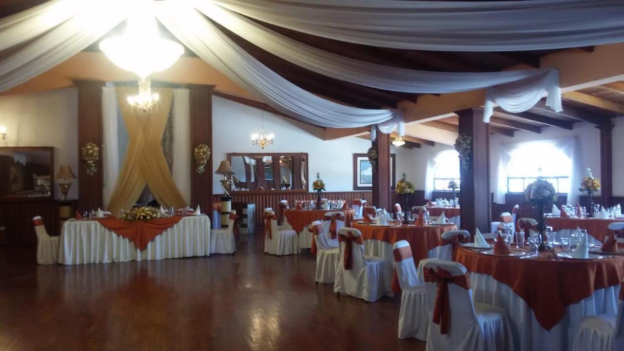 Hotel Chimborazo Internacional Riobamba Exteriör bild