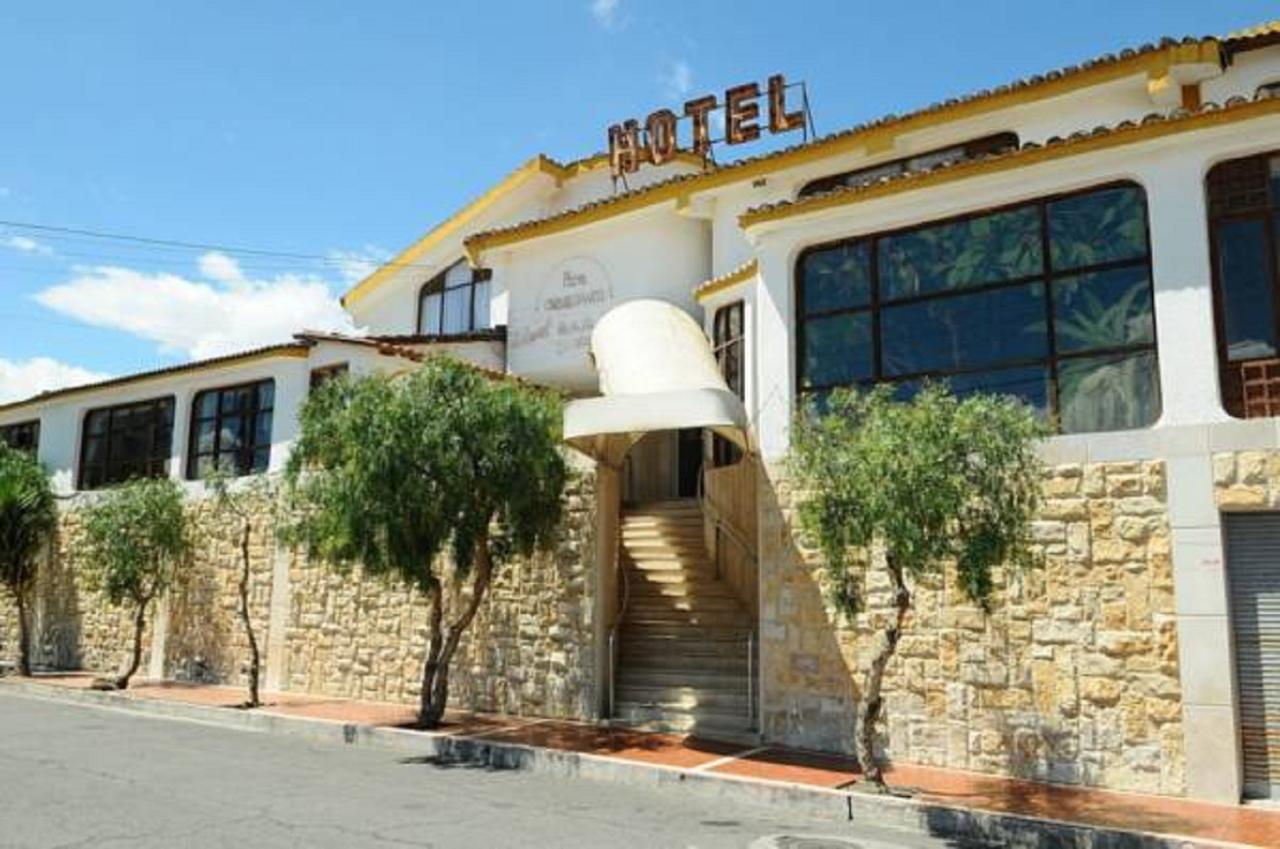 Hotel Chimborazo Internacional Riobamba Exteriör bild